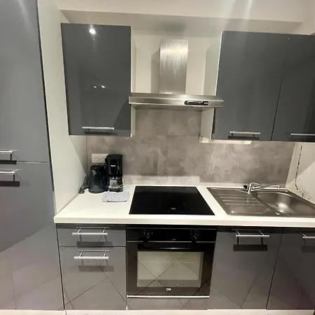 Apartman Super Atypique T1 - 007